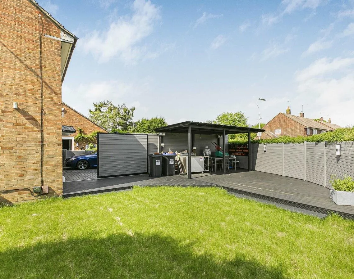 Puttocks Drive, Welham Green AL9 7LL, photo 9