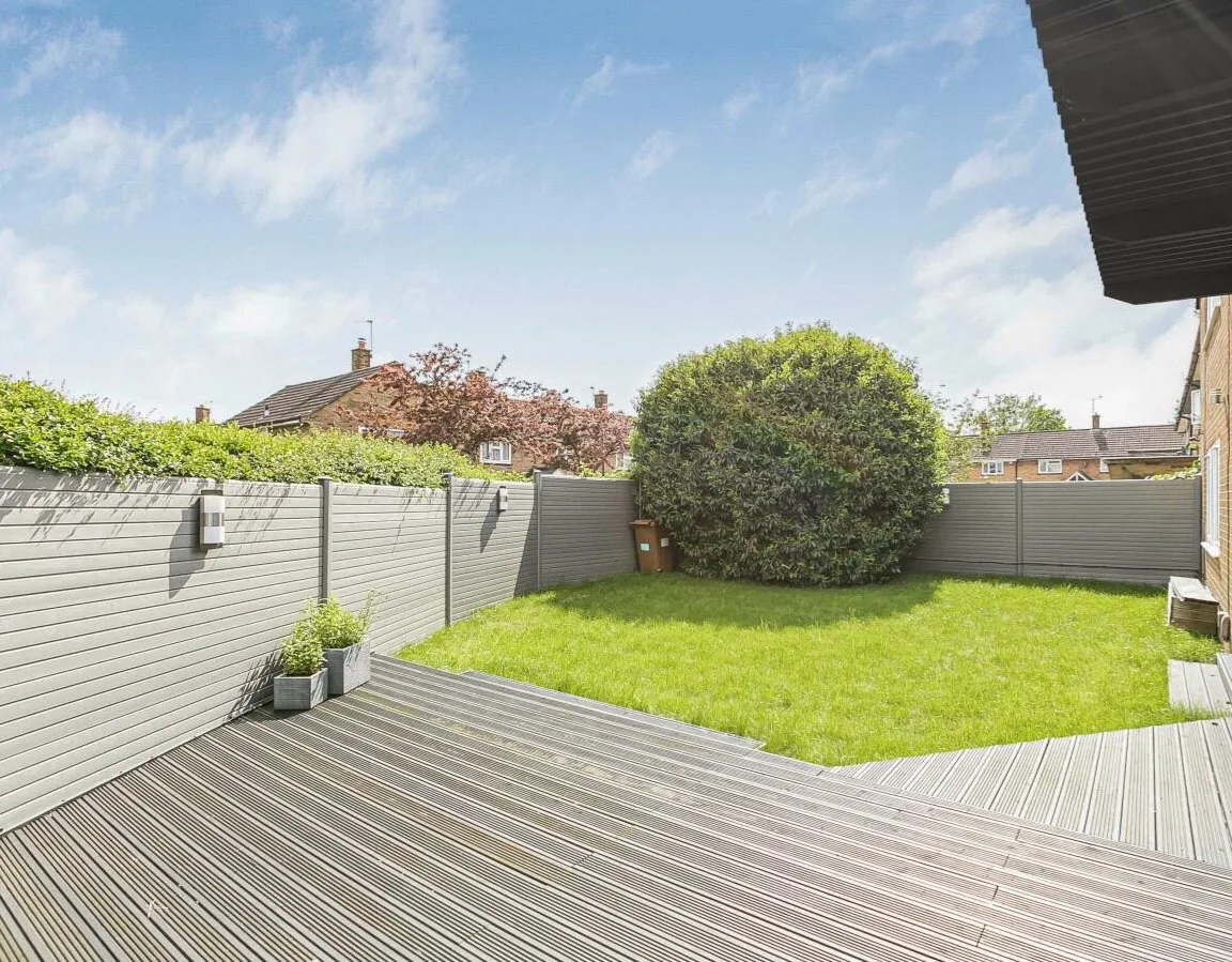 Puttocks Drive, Welham Green AL9 7LL, photo 12