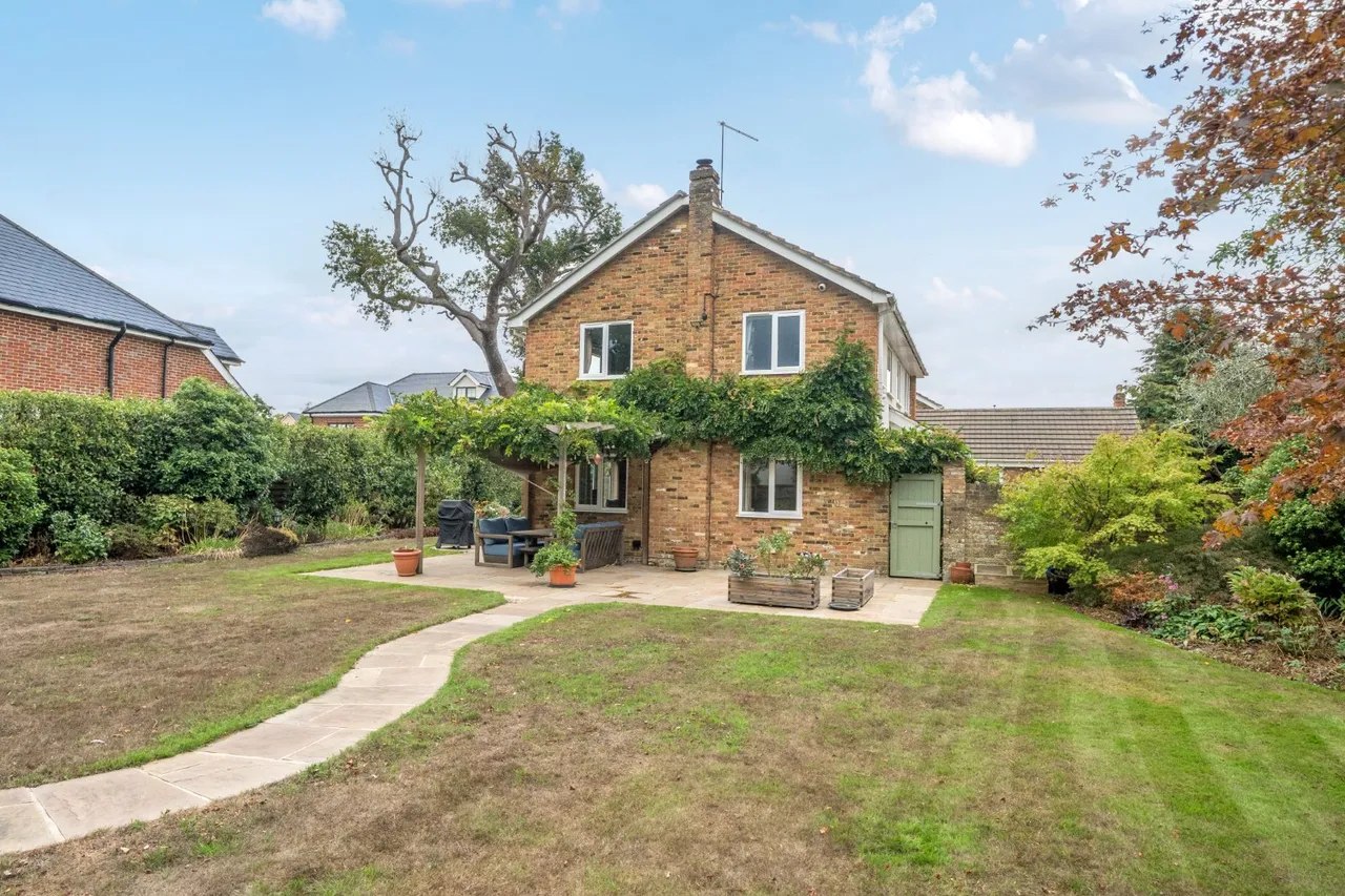 Farnham Common, Buckinghamshire, photo 20