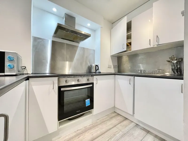 1 bed flat to rent — The Highway, London E1W 2SD