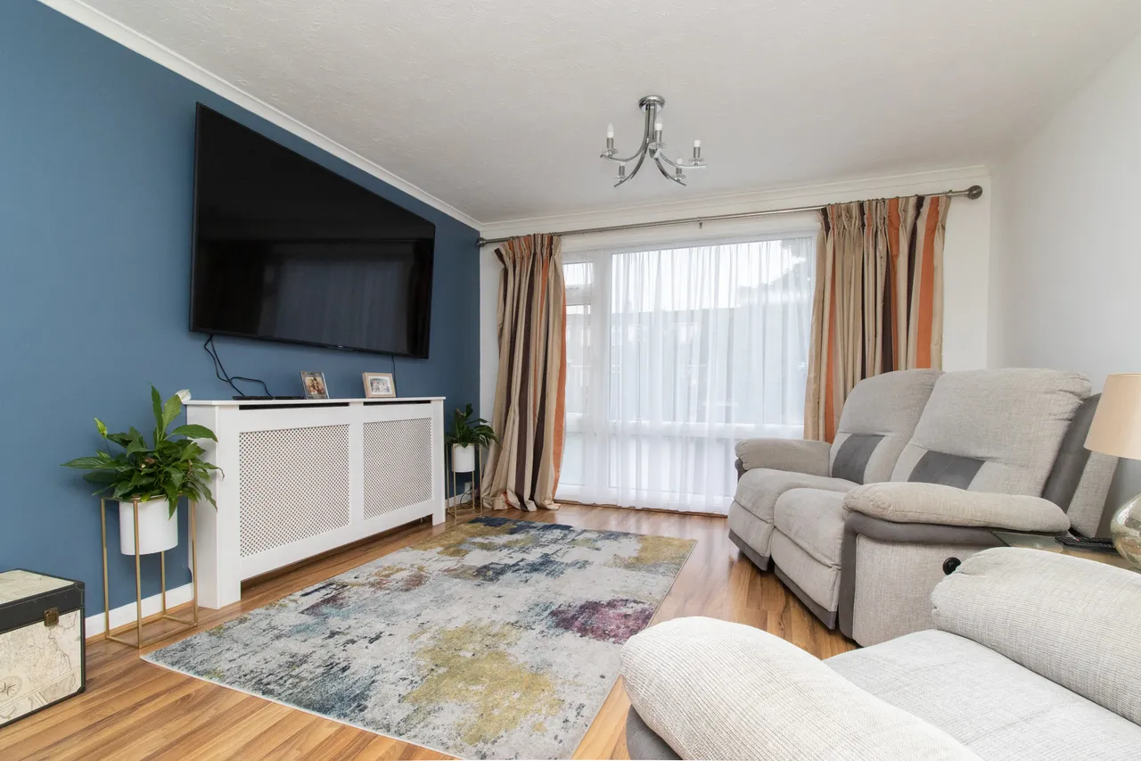 Lower Northdown Avenue, Margate, CT9, photo 2