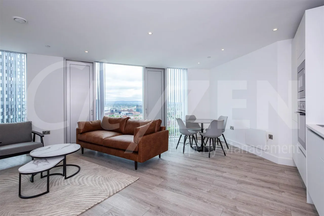 2 bed property to rent — 11 Silvercroft Street, Manchester, M15 4ZR