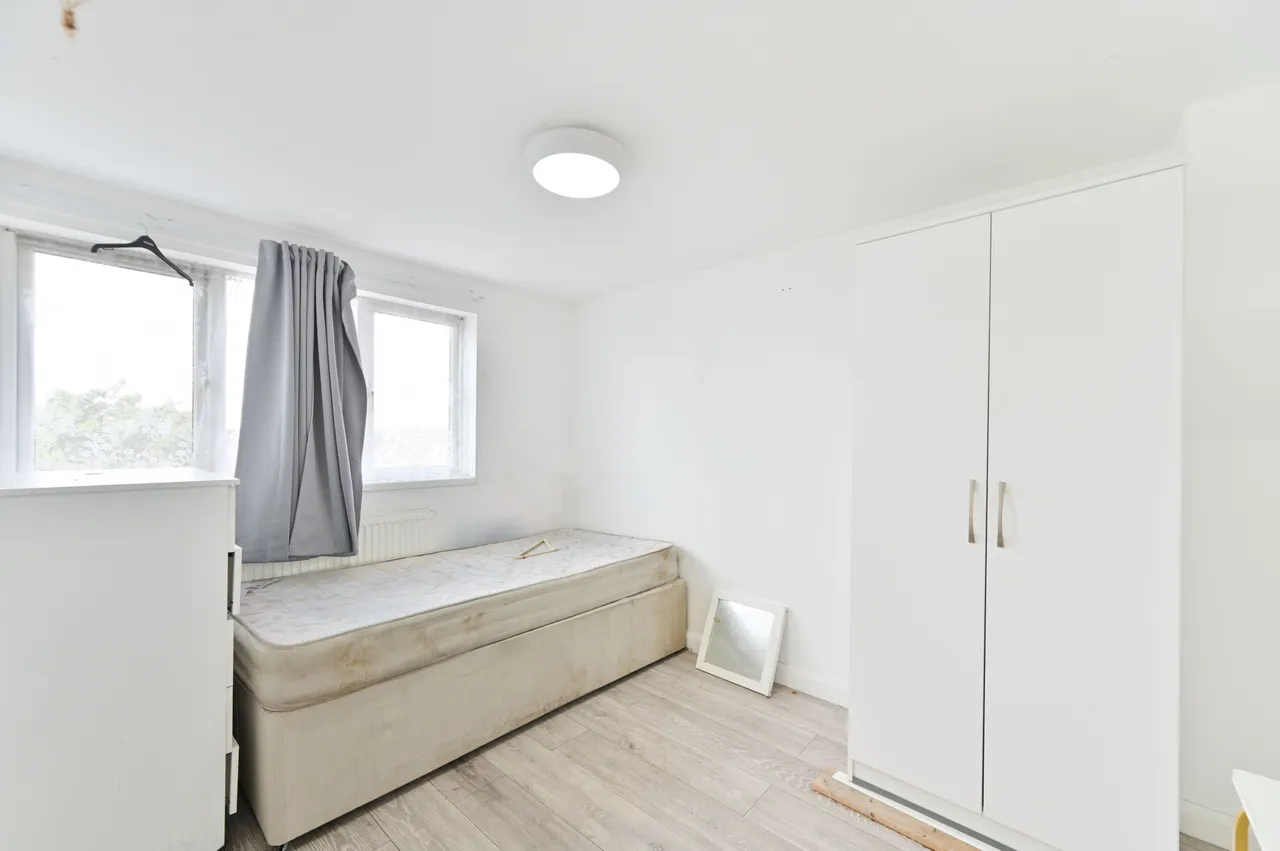 London, NW10, photo 5