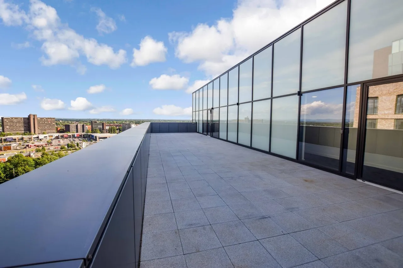 Wharf End, Trafford Park, M17, photo 9