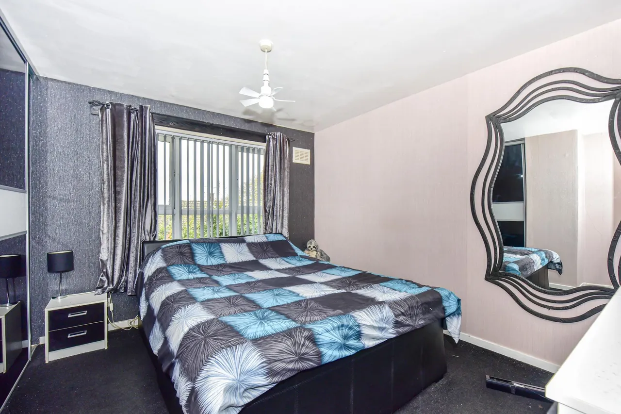 Tithe Barn Avenue, Sheffield, S13, photo 13