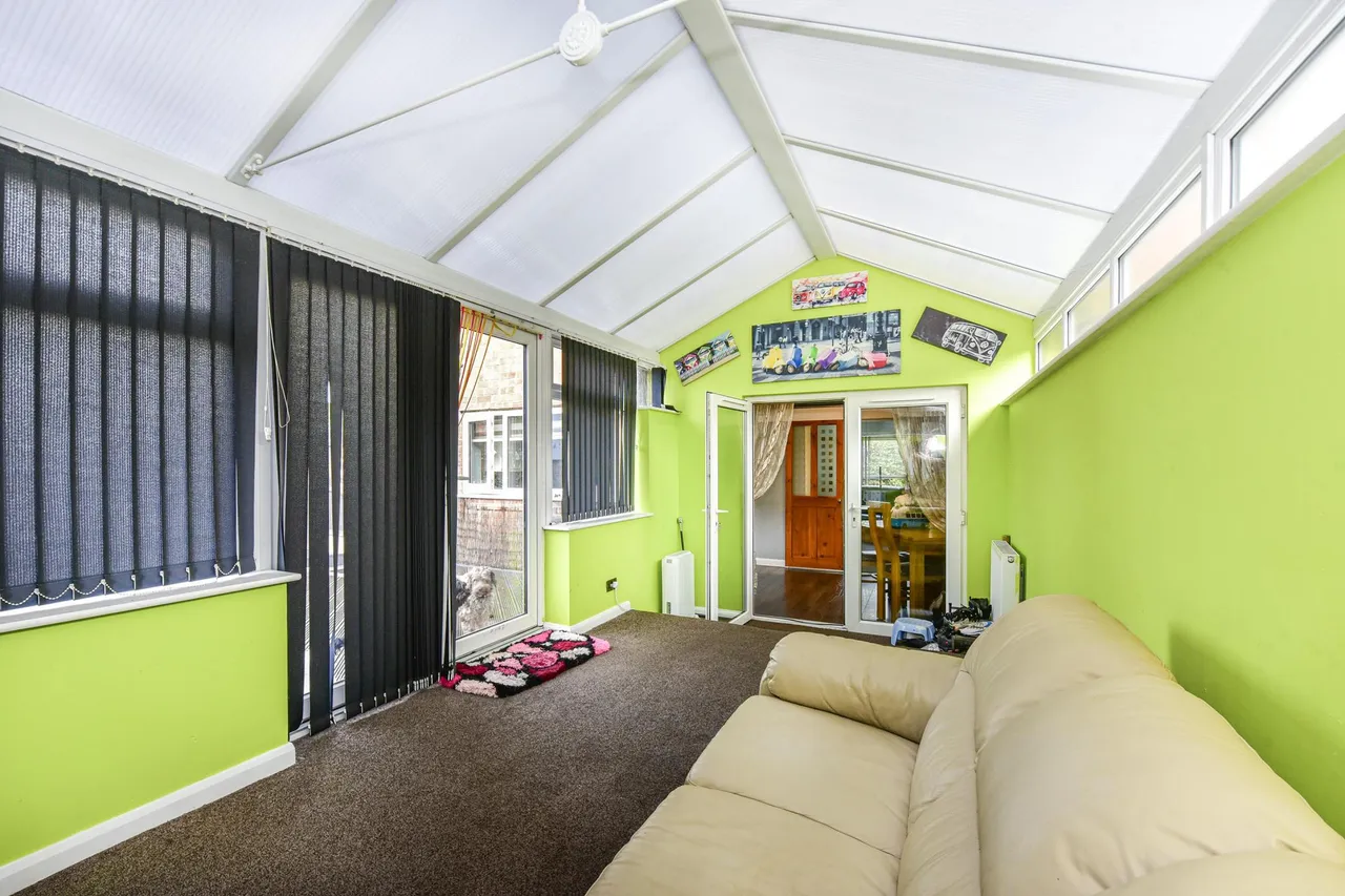 Tithe Barn Avenue, Sheffield, S13, photo 8