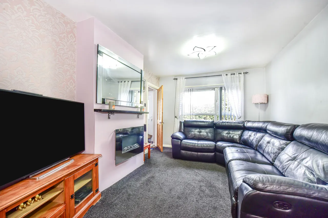 Tithe Barn Avenue, Sheffield, S13, photo 4