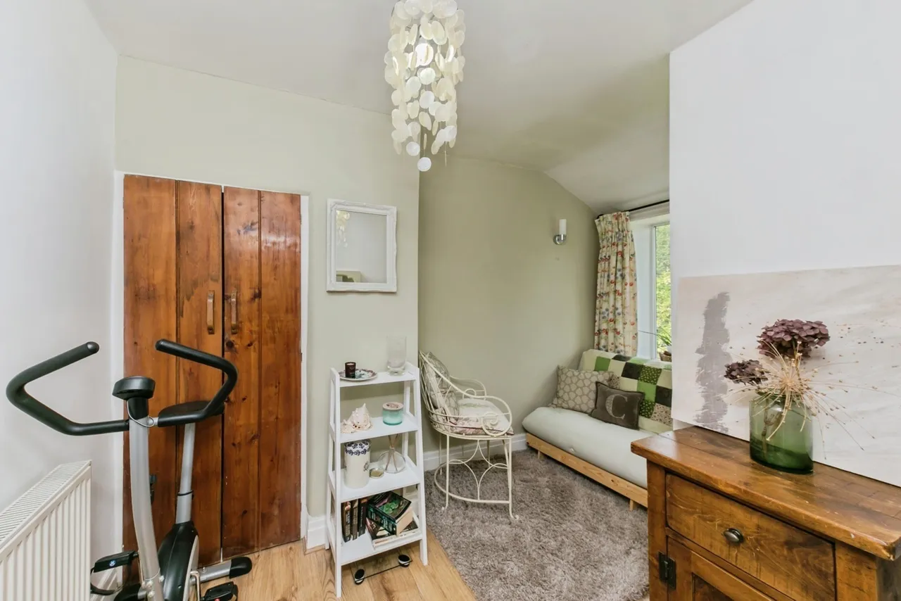 Rainow Road, MACCLESFIELD, Cheshire, SK10, photo 8