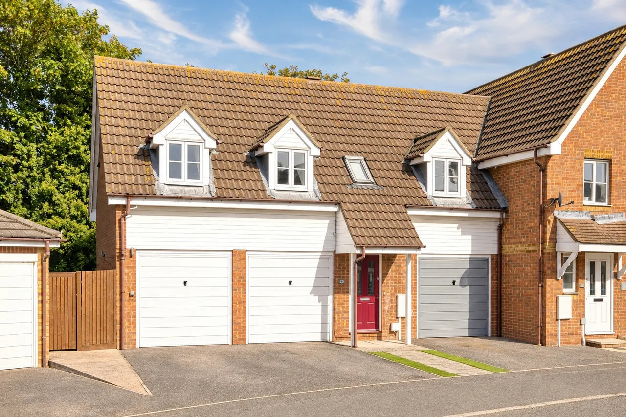 2 bed flat for sale, Sycamore Grange, Ramsgate, CT11