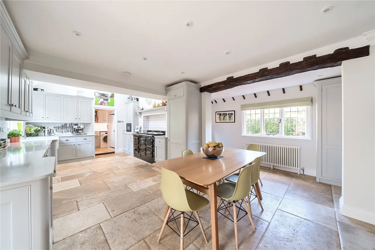 Park Road, Toddington, LU5, photo 13