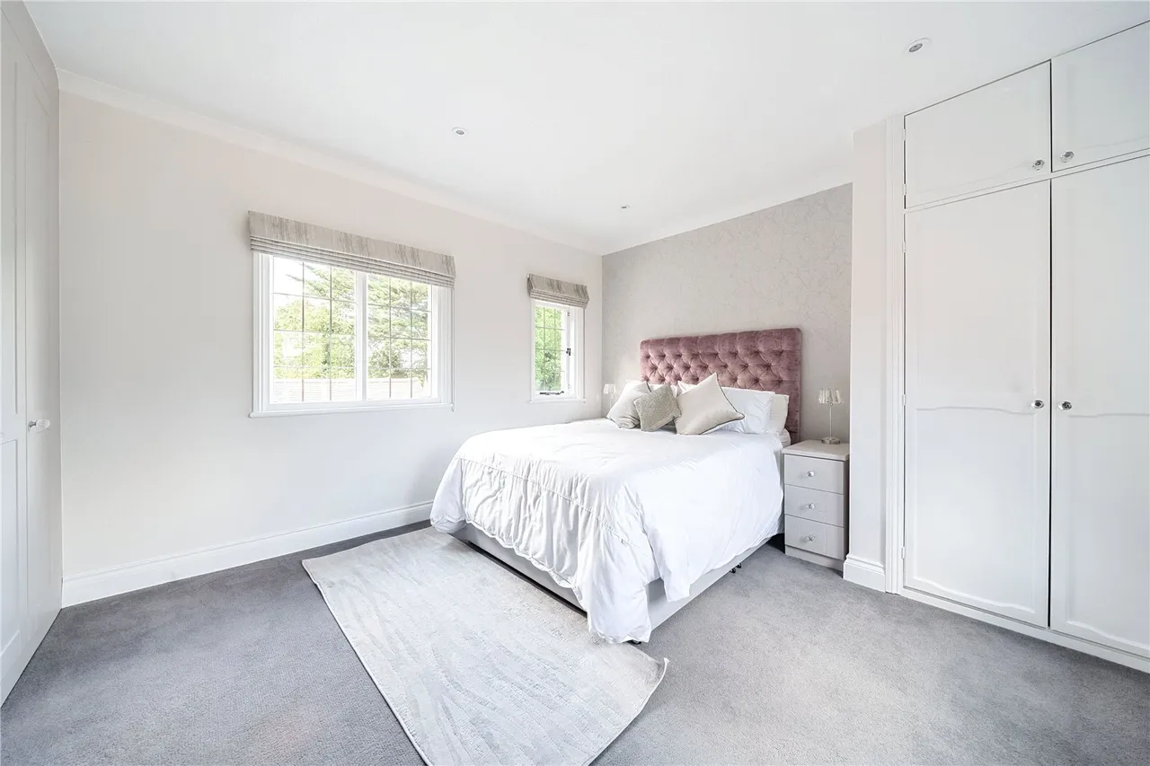 Park Road, Toddington, LU5, photo 22