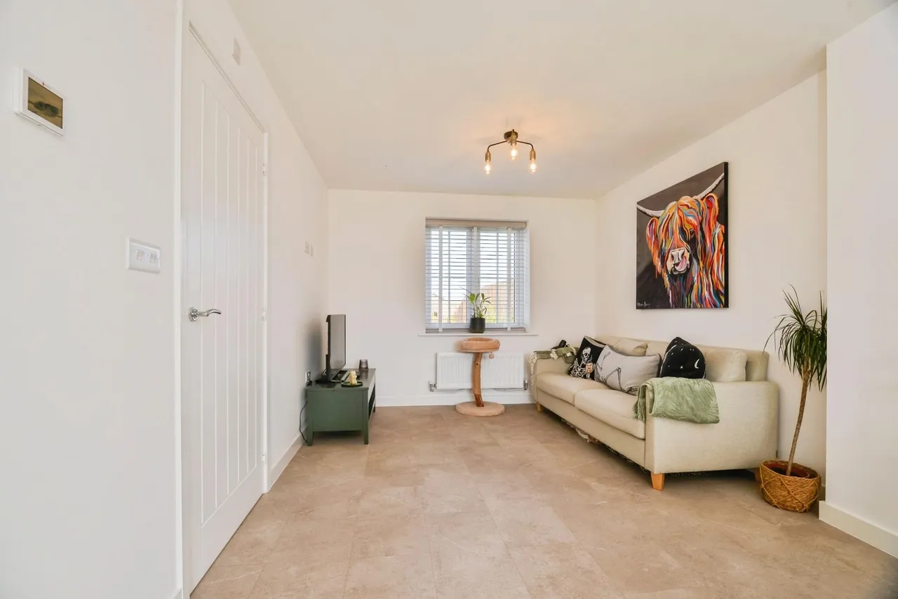 Crossthwaite Drive, Stockton-on-tees, TS16, photo 12