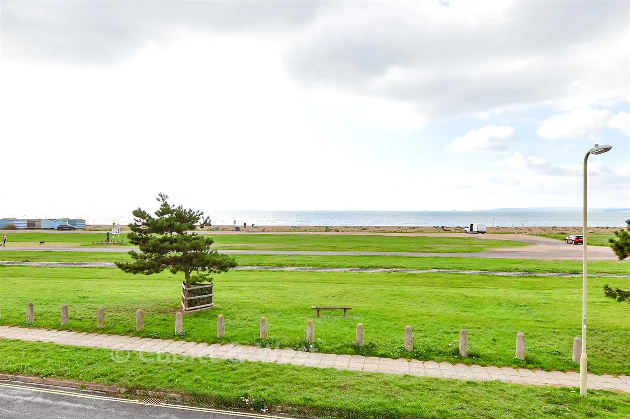 Sea Front, Hayling Island, PO11, photo 21