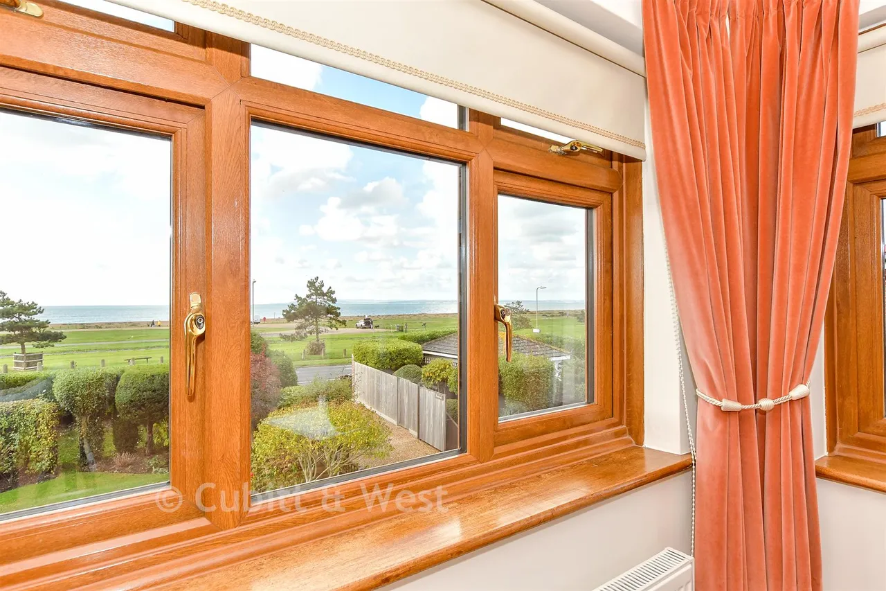 Sea Front, Hayling Island, PO11, photo 11