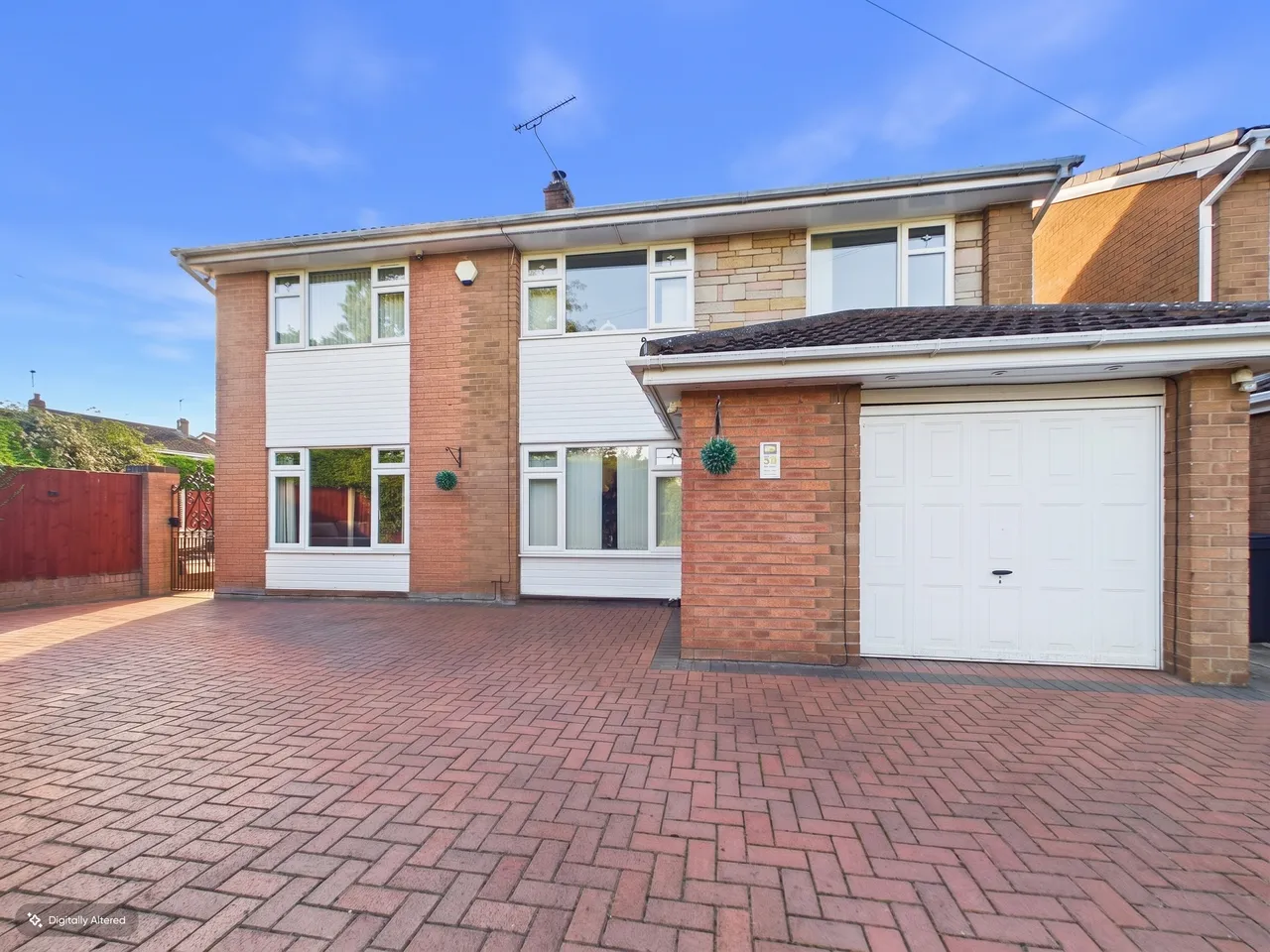 5 bed house for sale, Ffordd Llywelyn, Wrexham, LL12