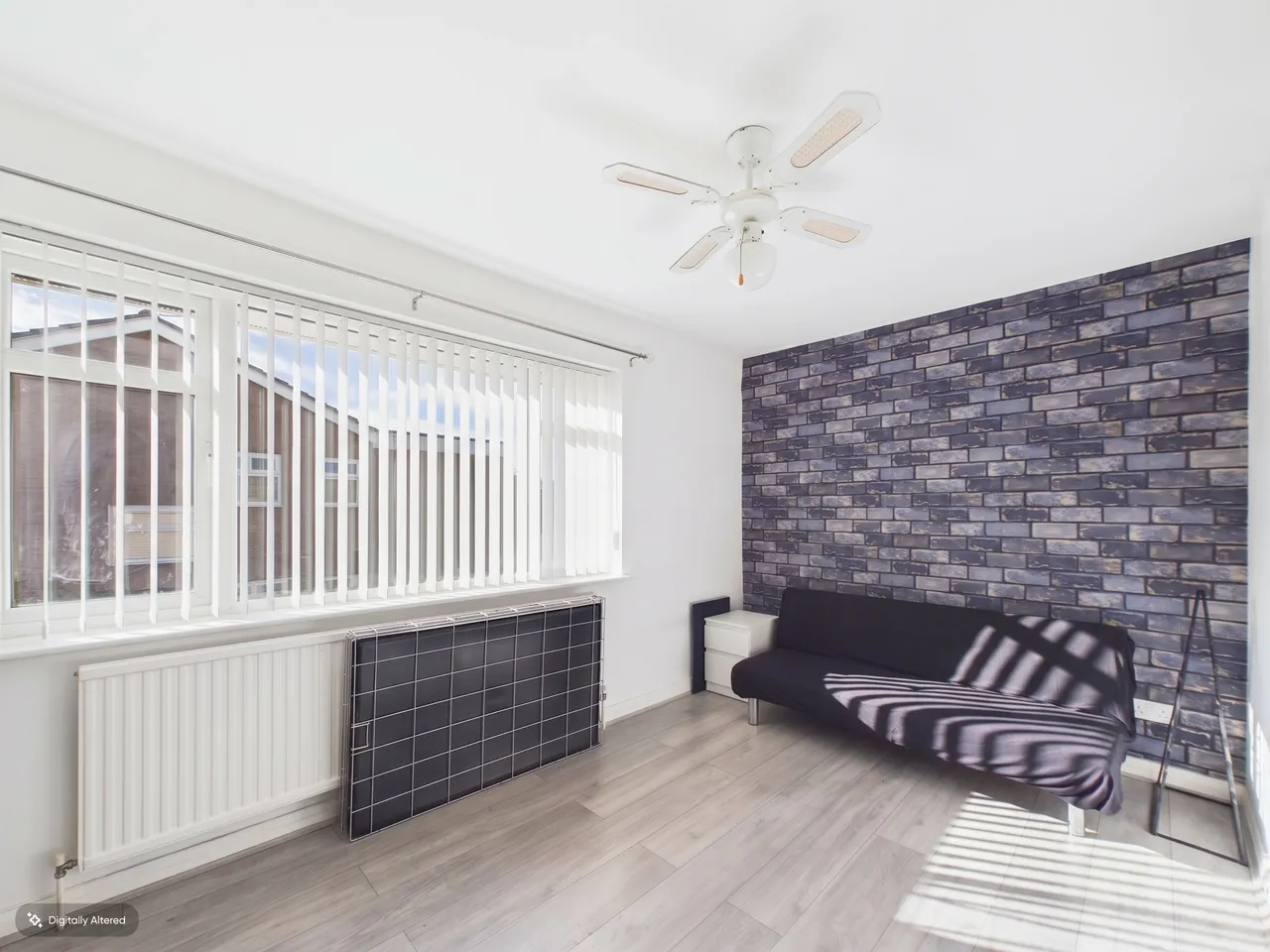 Ffordd Llywelyn, Wrexham, LL12, photo 11