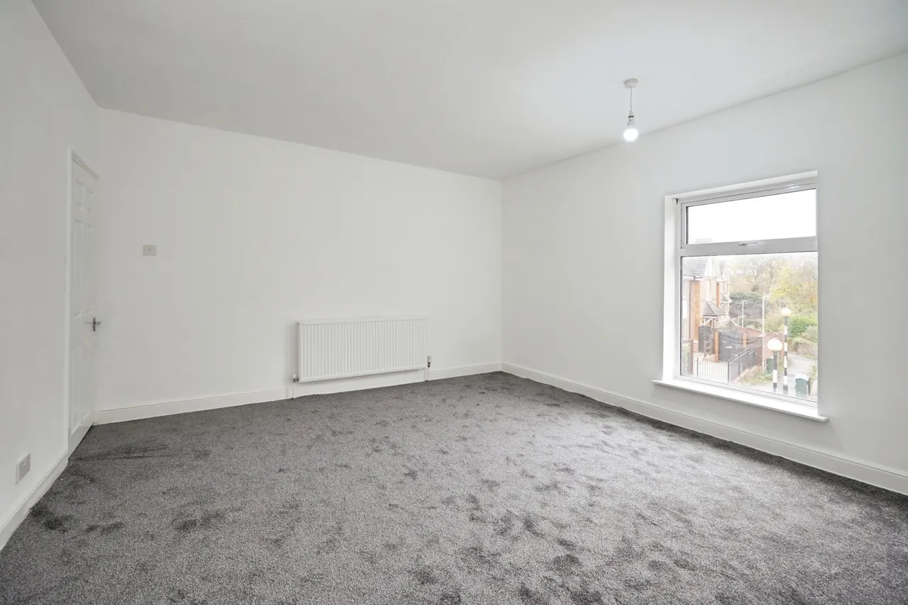 Main Street, Stapenhill, DE15, photo 14