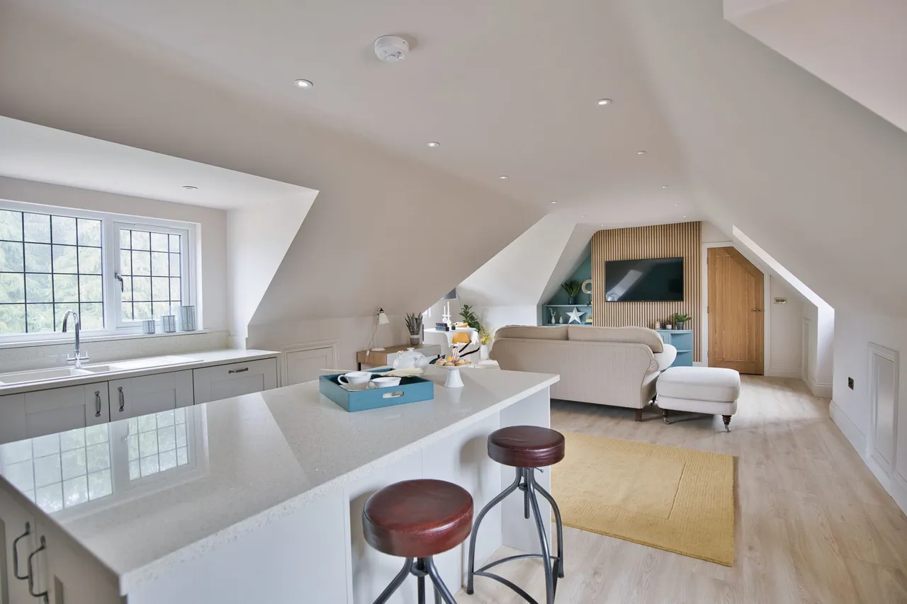 Top Floor Apartment in Drayton, photo 7