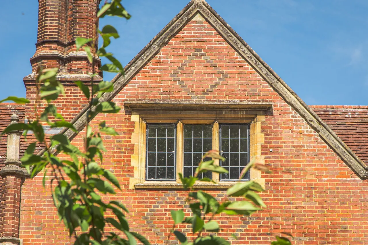 Top Floor Apartment in Drayton, photo 15