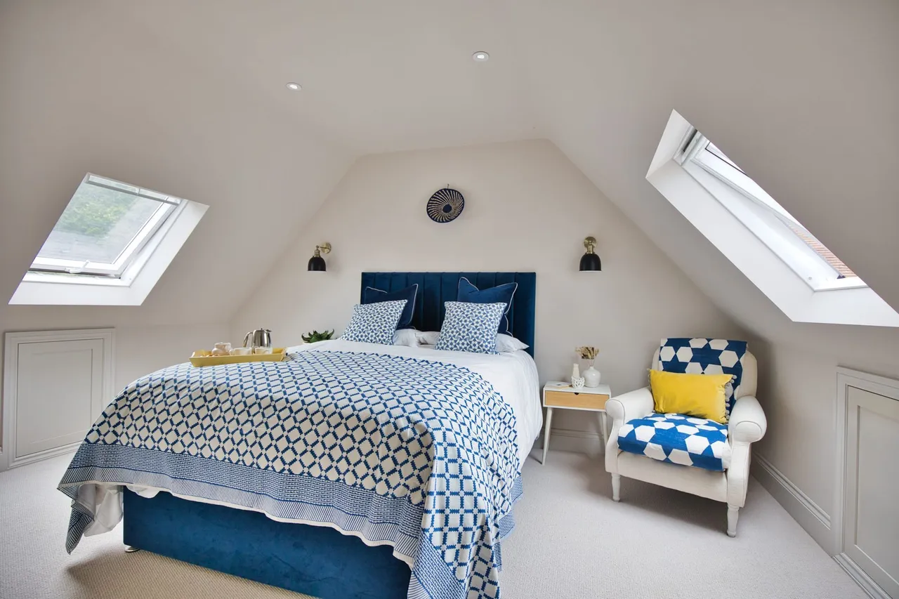 Top Floor Apartment in Drayton, photo 9