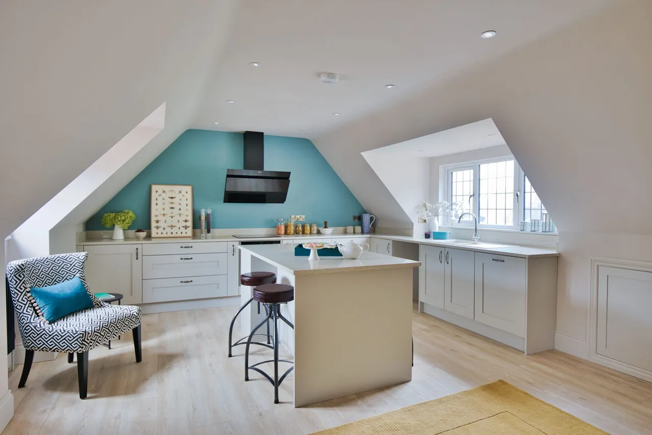 Top Floor Apartment in Drayton, photo 4