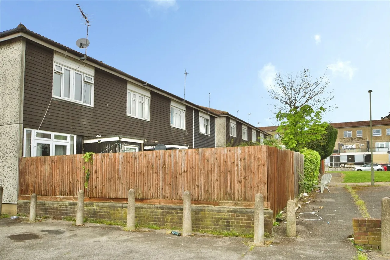 Meadow Close, BARNET, Hertfordshire, EN5, photo 14