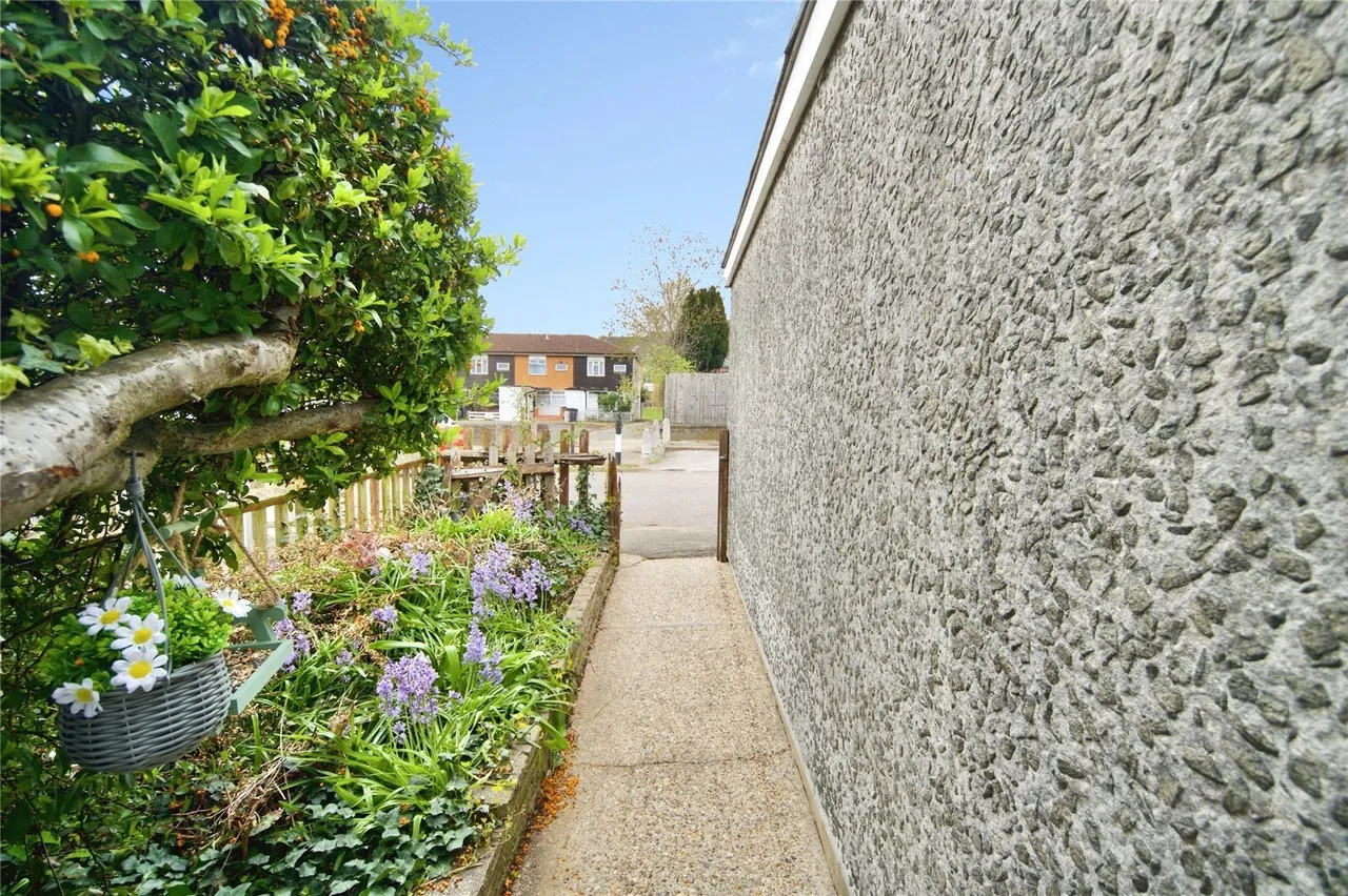 Meadow Close, BARNET, Hertfordshire, EN5, photo 6