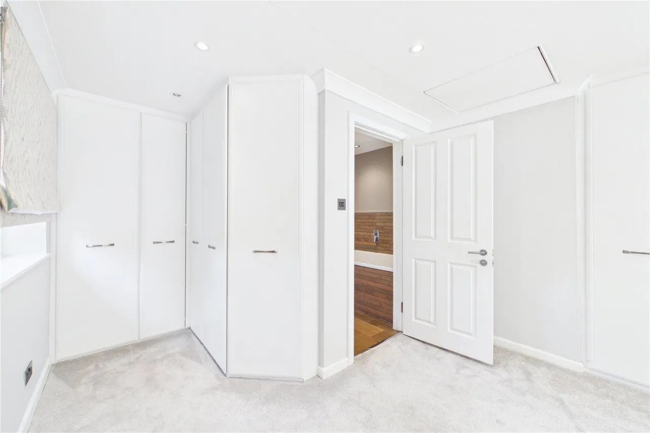 Skippetts Lane East, Basingstoke, RG21, photo 12