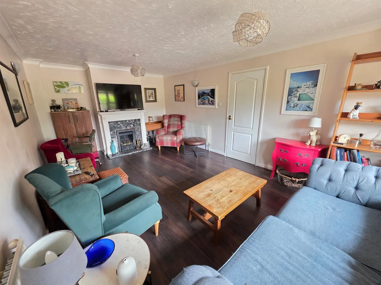 Station Road, Stoke Mandeville, HP22, photo 3