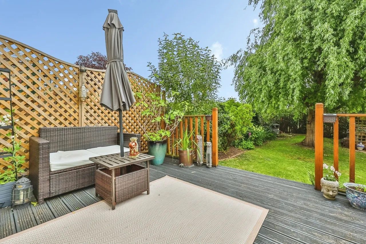 Glenloch Drive, Clifton, Nottingham, NG11, photo 4