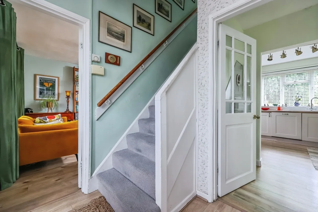 Glenloch Drive, Clifton, Nottingham, NG11, photo 11