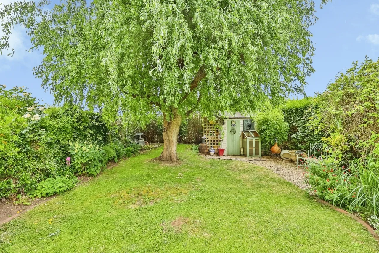 Glenloch Drive, Clifton, Nottingham, NG11, photo 19