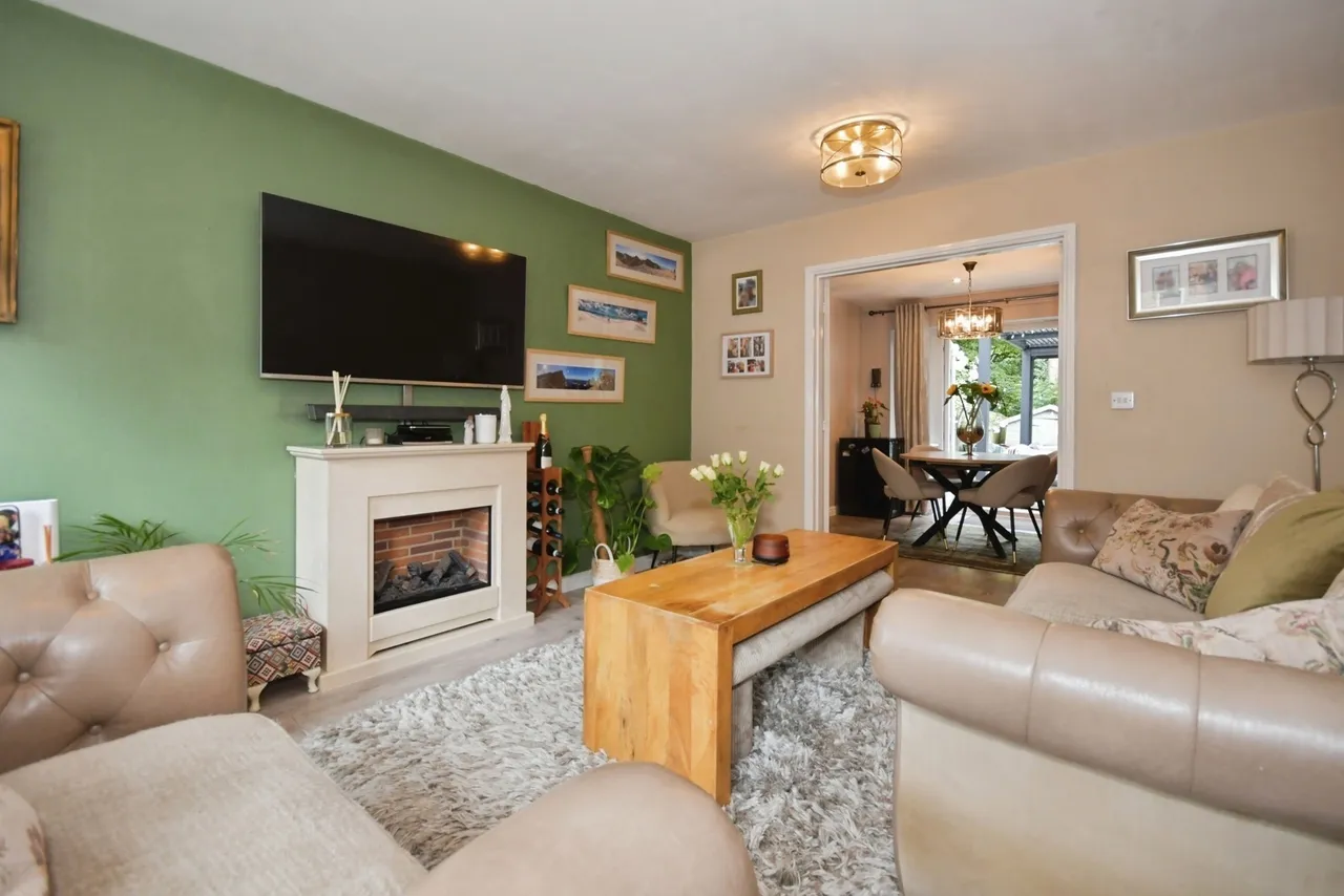 Riverside Court, BUXTON, Derbyshire, SK17, photo 8