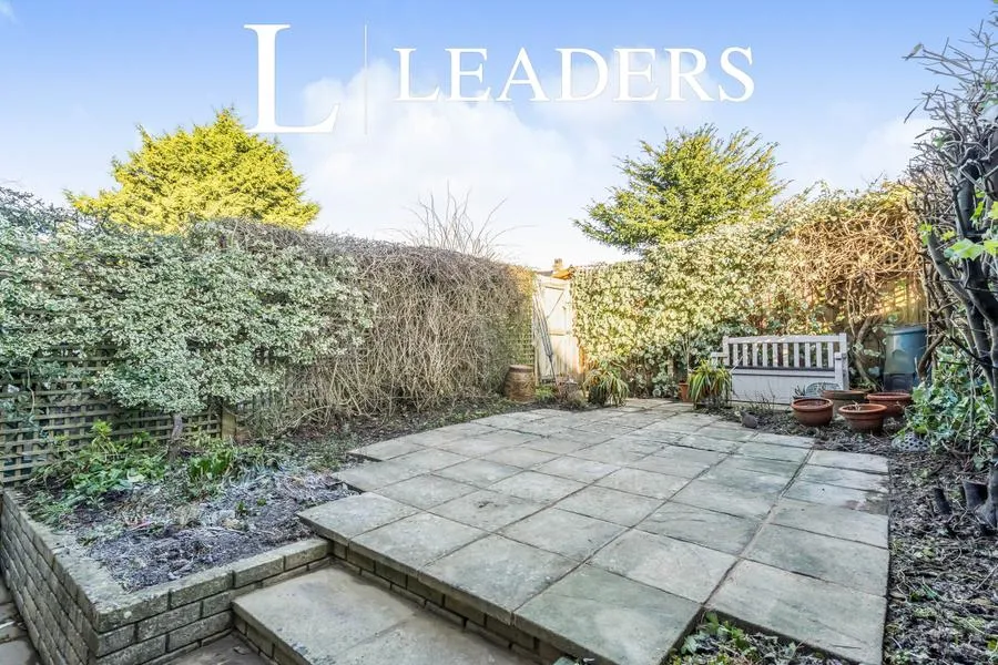 Bishopsgate Walk, Chichester, PO19, photo 6