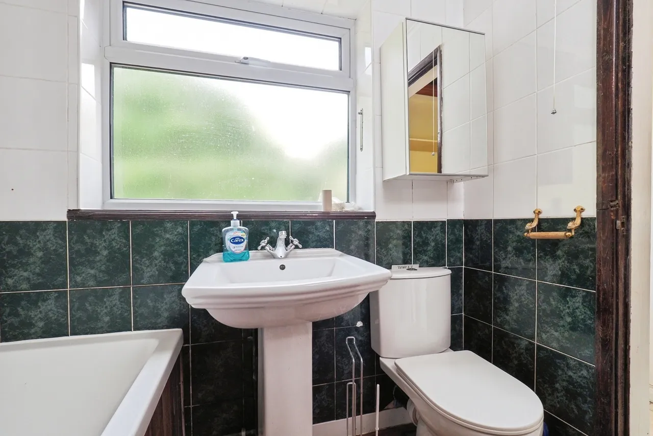 Mona Street, Beeston, Nottingham, Nottinghamshire, NG9, photo 22