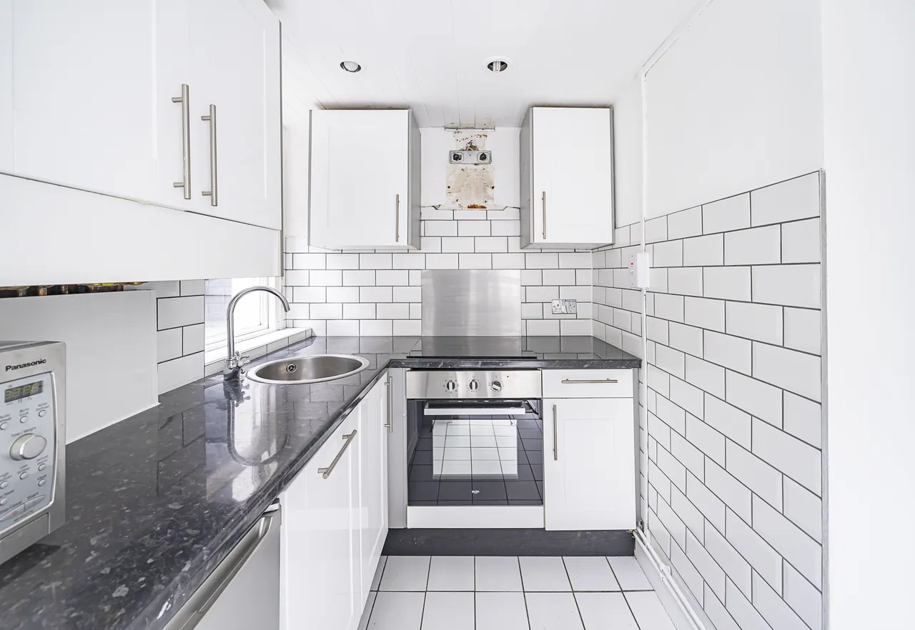 Comeragh Road, London, W14, photo 7