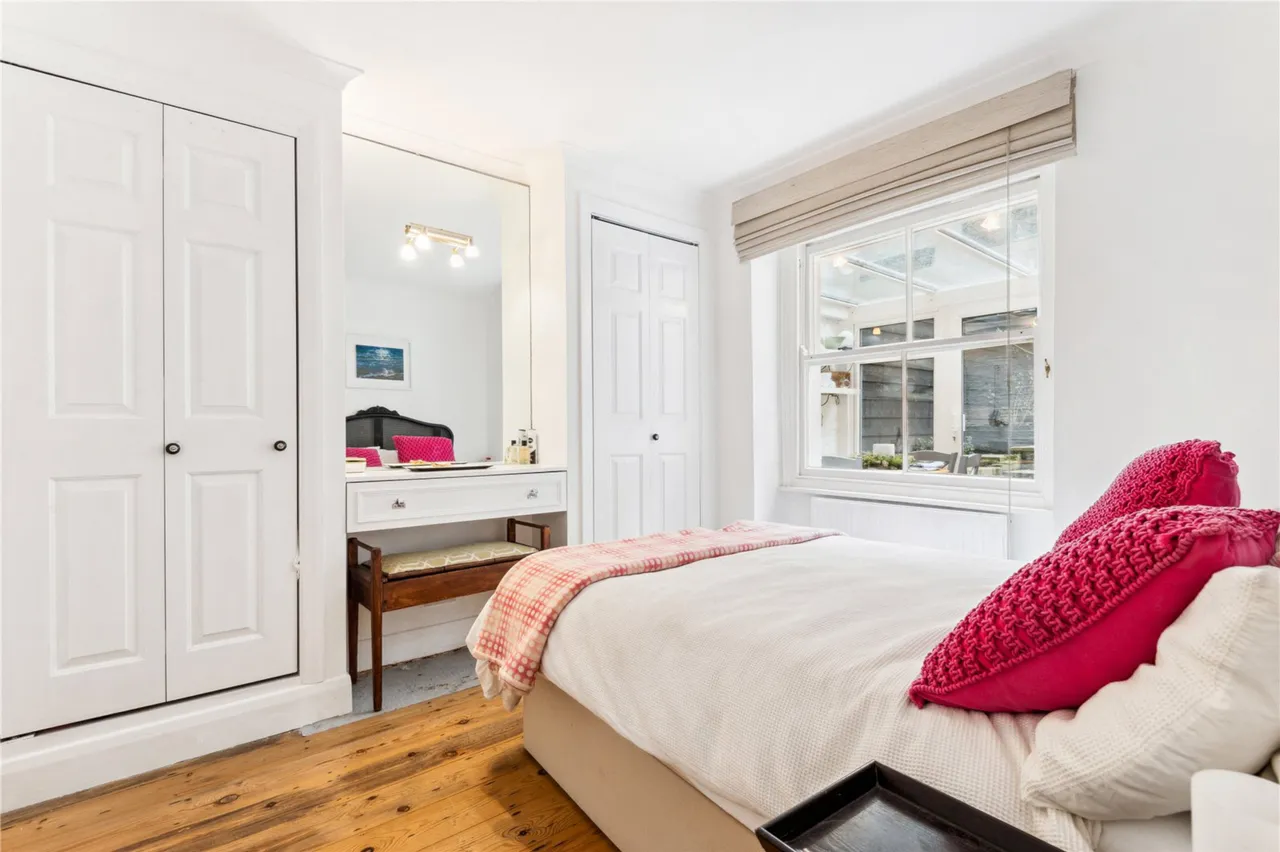 Comeragh Road, London, W14, photo 5