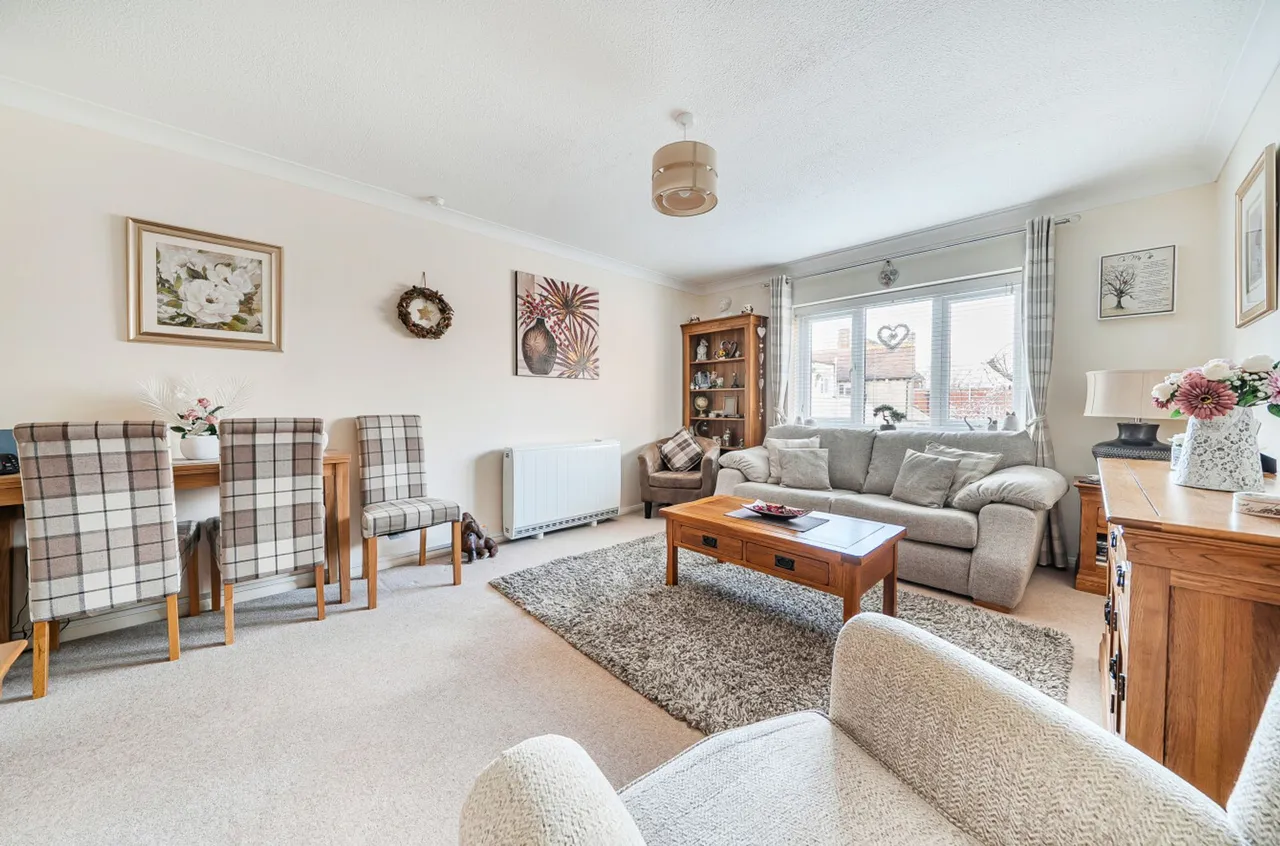 Elmer Road, St. Nicholas Court, PO22, photo 6
