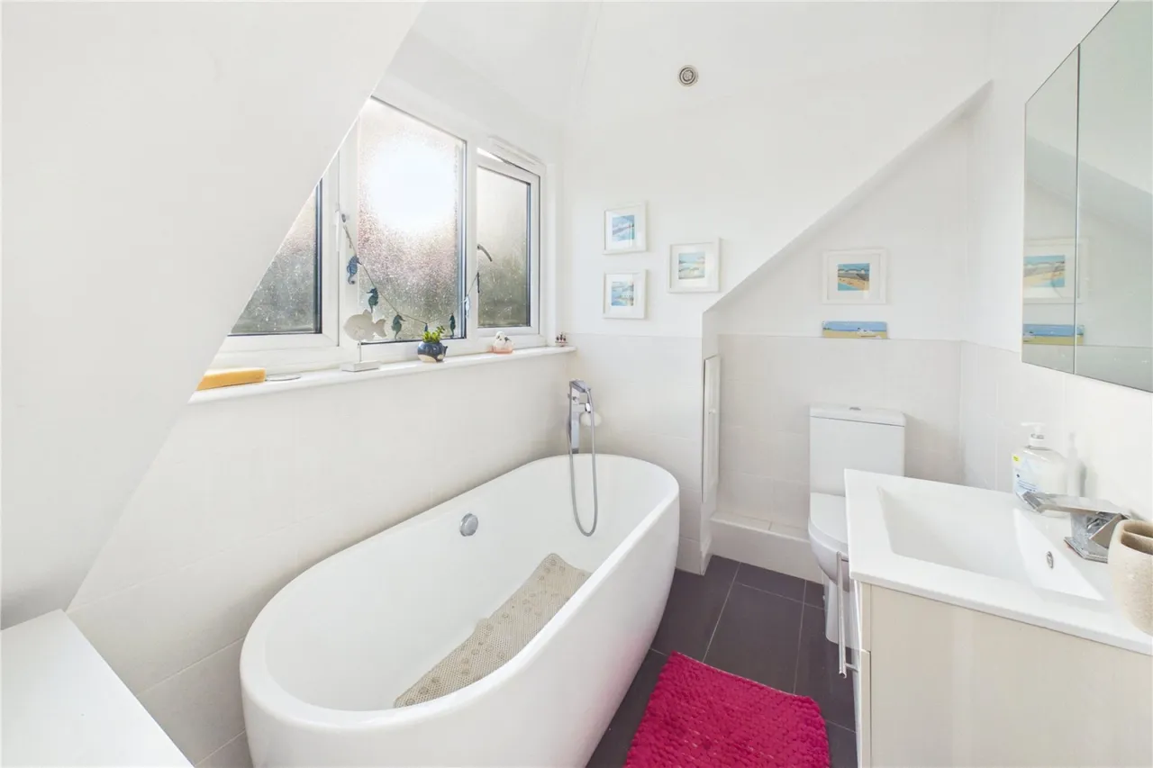 St. James Close, Pangbourne, RG8, photo 13
