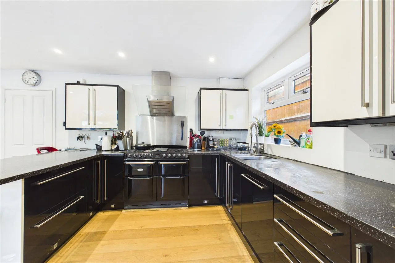 St. James Close, Pangbourne, RG8, photo 4