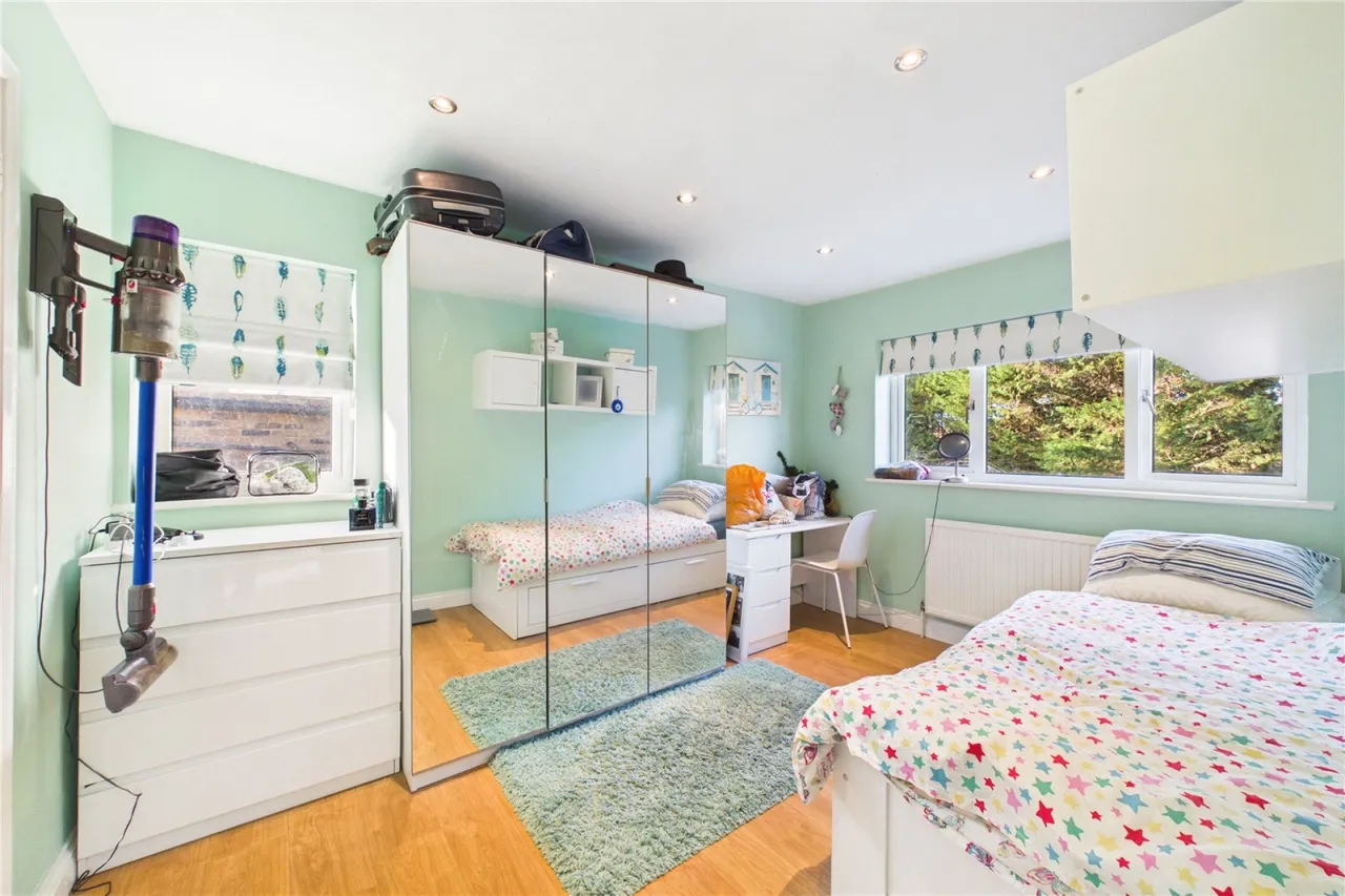 St. James Close, Pangbourne, RG8, photo 14