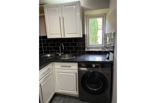 Oldham Road, Ashton-Under-Lyne, OL7, photo 5