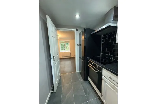 Oldham Road, Ashton-Under-Lyne, OL7, photo 4
