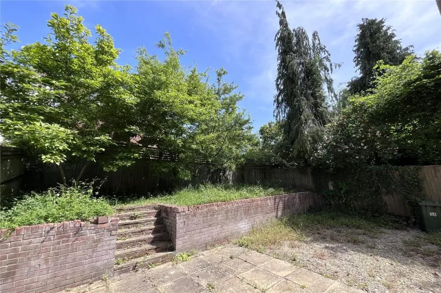 Lynn Close, Marston, OX3, photo 10