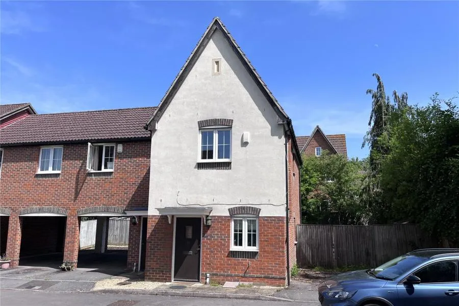 2 bed house for sale, Lynn Close, Marston, OX3