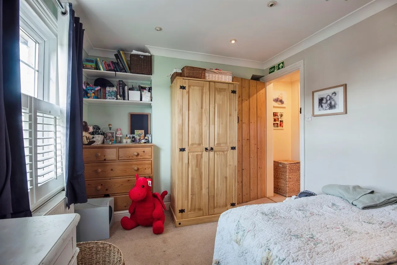 Normans Lane, Royston, photo 10