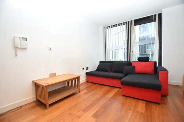 City Lofts, 7 St. Pauls Square, Sheffield, S1 2LB, photo 3