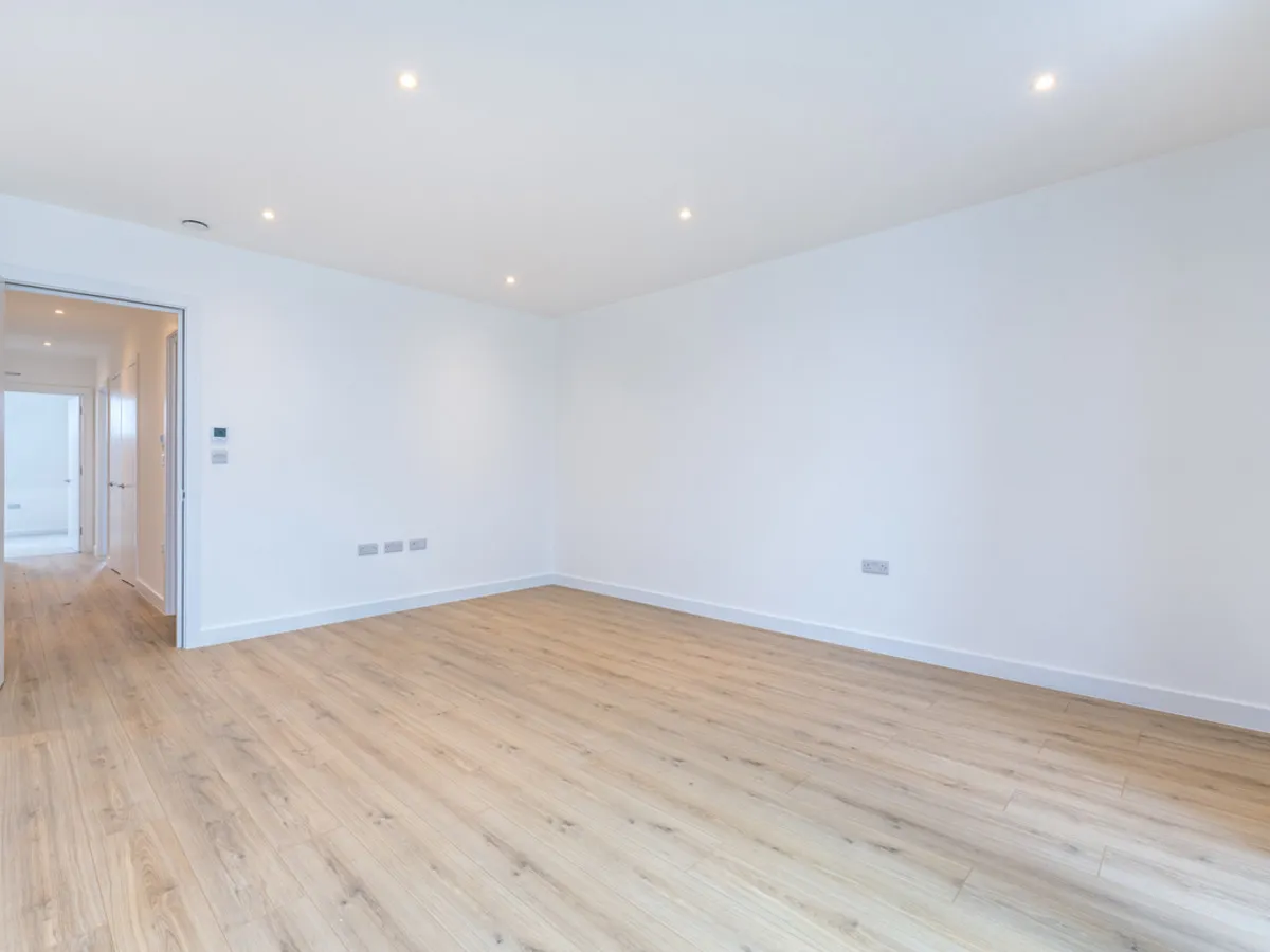 Inglis Road, London, W5, photo 9