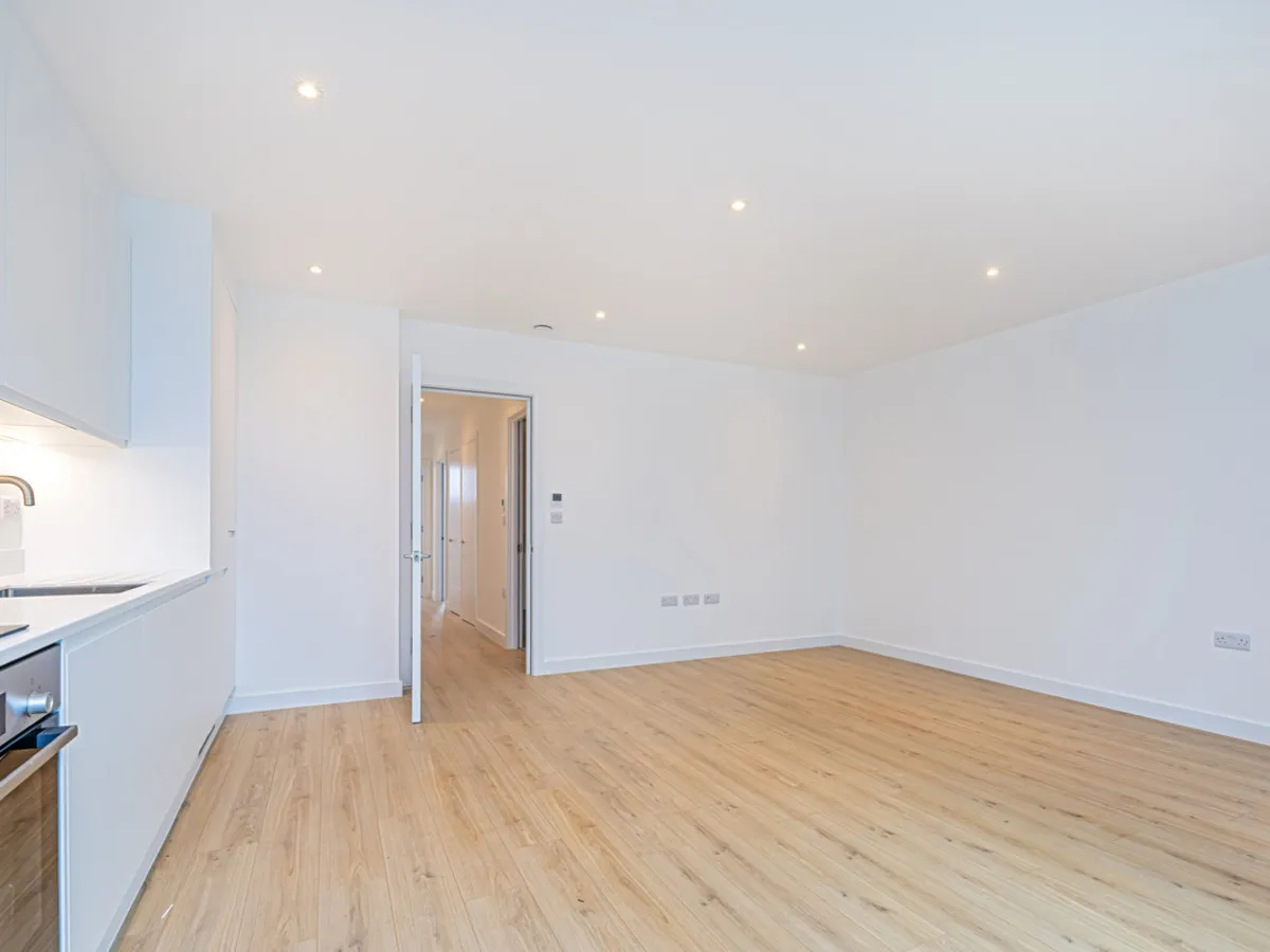 Inglis Road, London, W5, photo 3