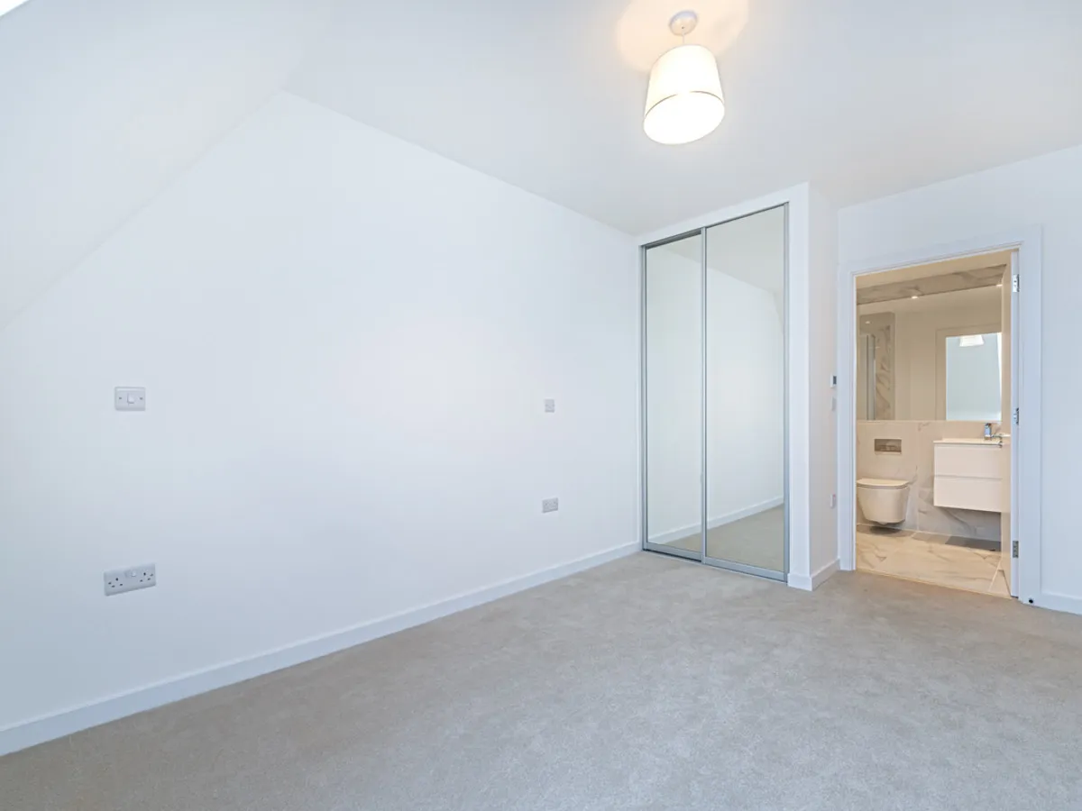 Inglis Road, London, W5, photo 6